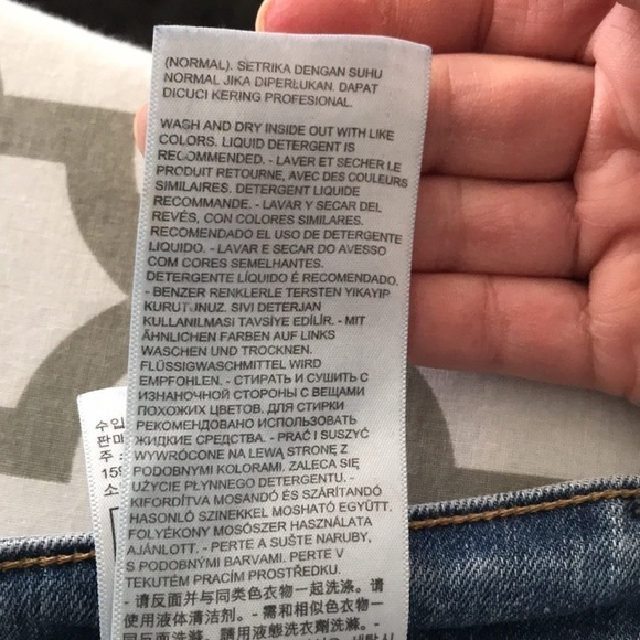 Levi’s High Rise & Curvy Jeans 30x32​​​ - Picture 6 of 6